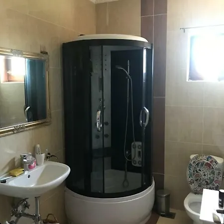 Lamjana Apartman *