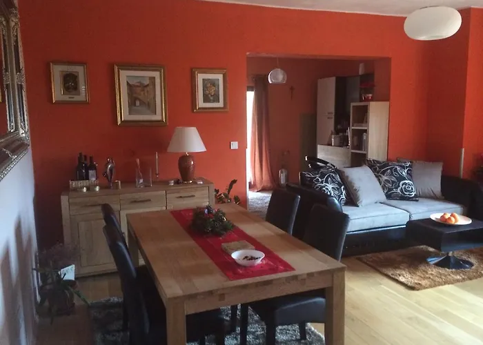 Apartment Lamjana Kali