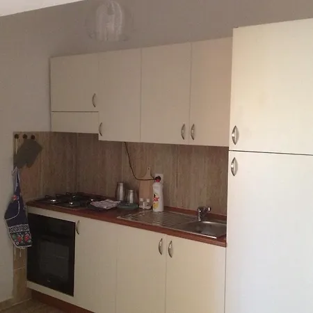 Apartment Lamjana *