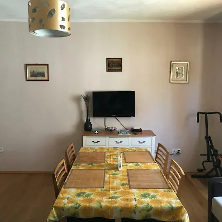 Lamjana * Kali