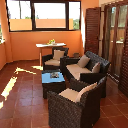 Apartment Lamjana *